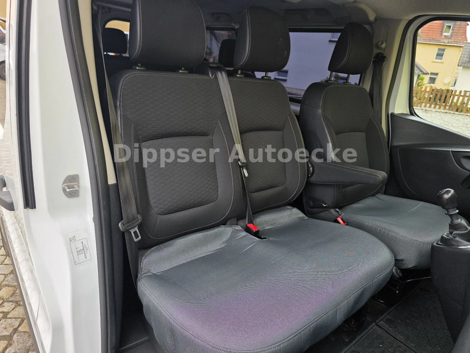 Fahrzeugabbildung Opel Vivaro B Combi L1H1_ 2,7t_9 Sitze_Klima vo+hi...