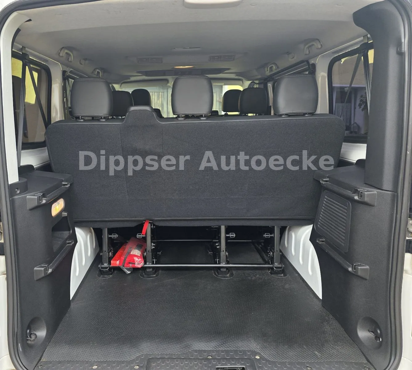 Fahrzeugabbildung Opel Vivaro B Combi L1H1_ 2,7t_9 Sitze_Klima vo+hi...