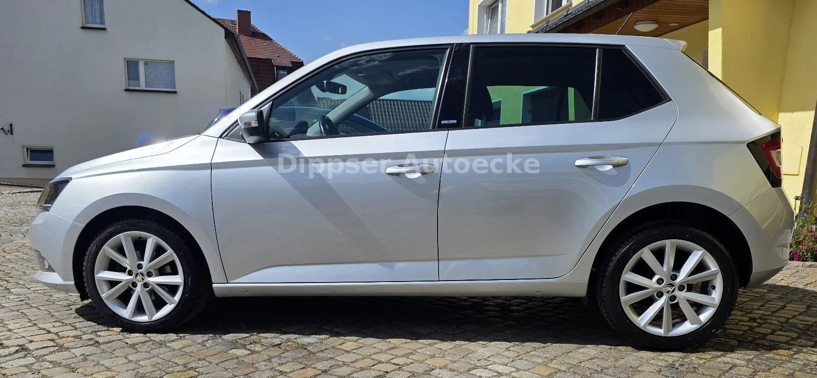 Fahrzeugabbildung SKODA Fabia 1.0 / 55kW 