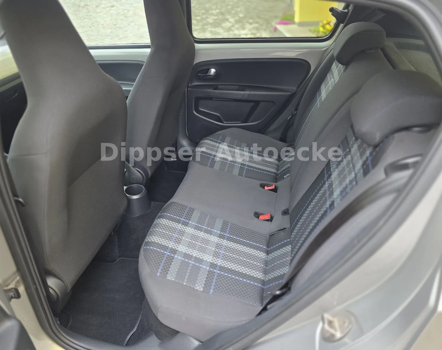 Fahrzeugabbildung Volkswagen up!_Klima_Schiebedach_Aluf. mit Allwetterr....