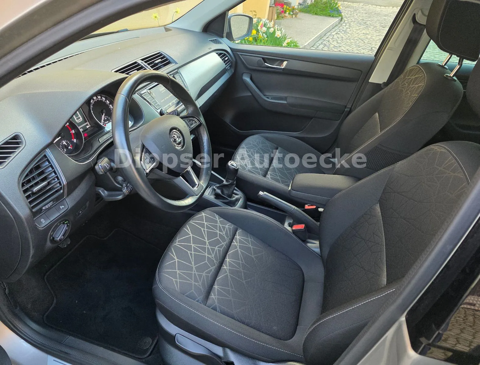 Fahrzeugabbildung SKODA Fabia Combi 