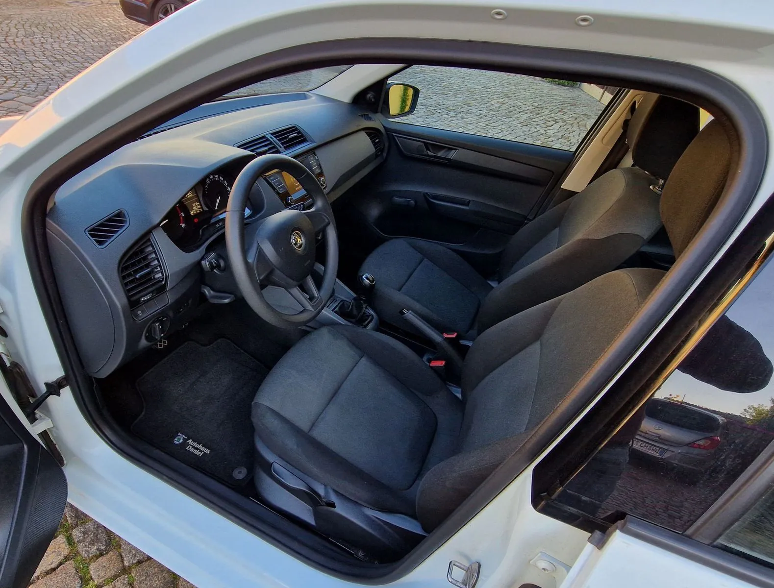 Fahrzeugabbildung SKODA Fabia 
