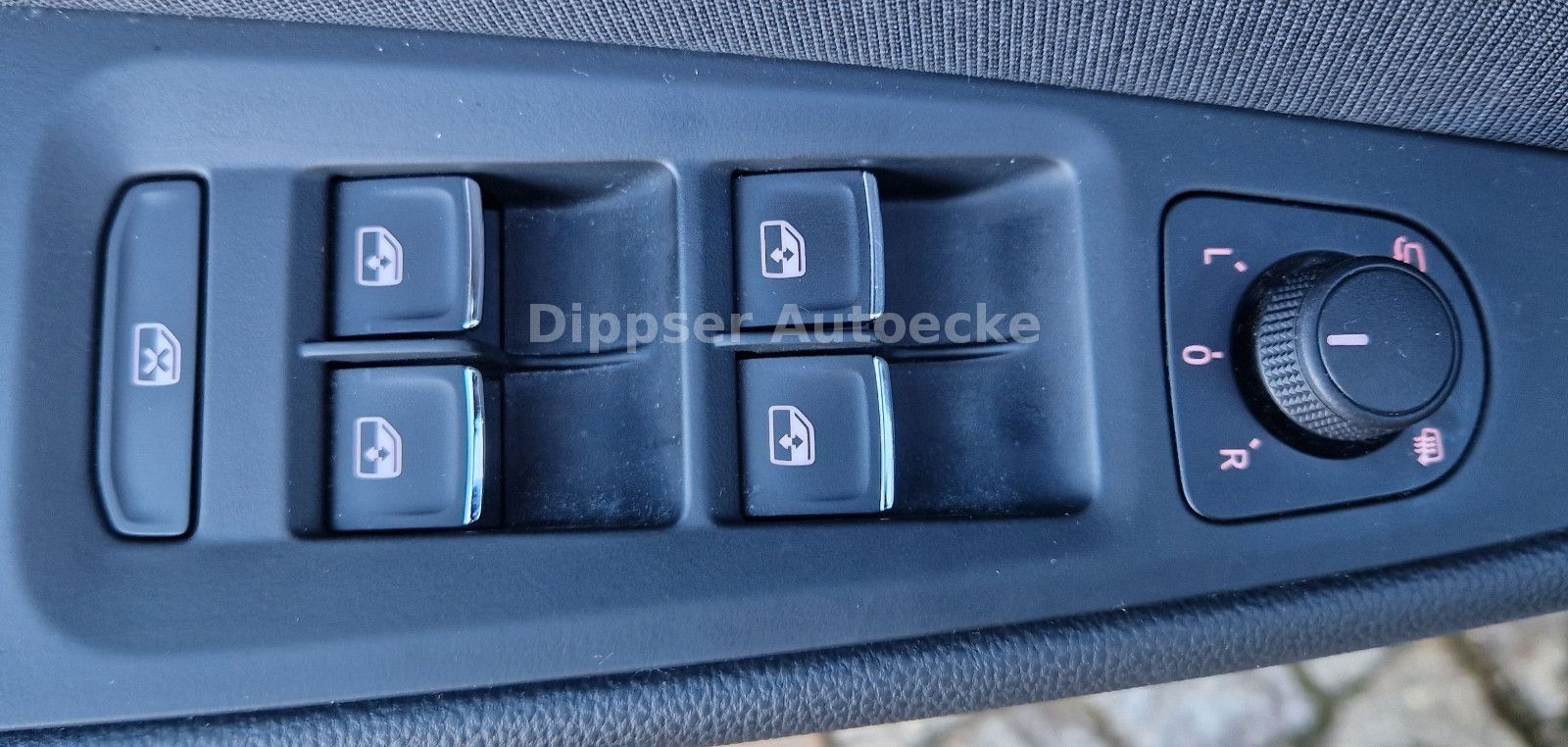 Fahrzeugabbildung SEAT Leon 