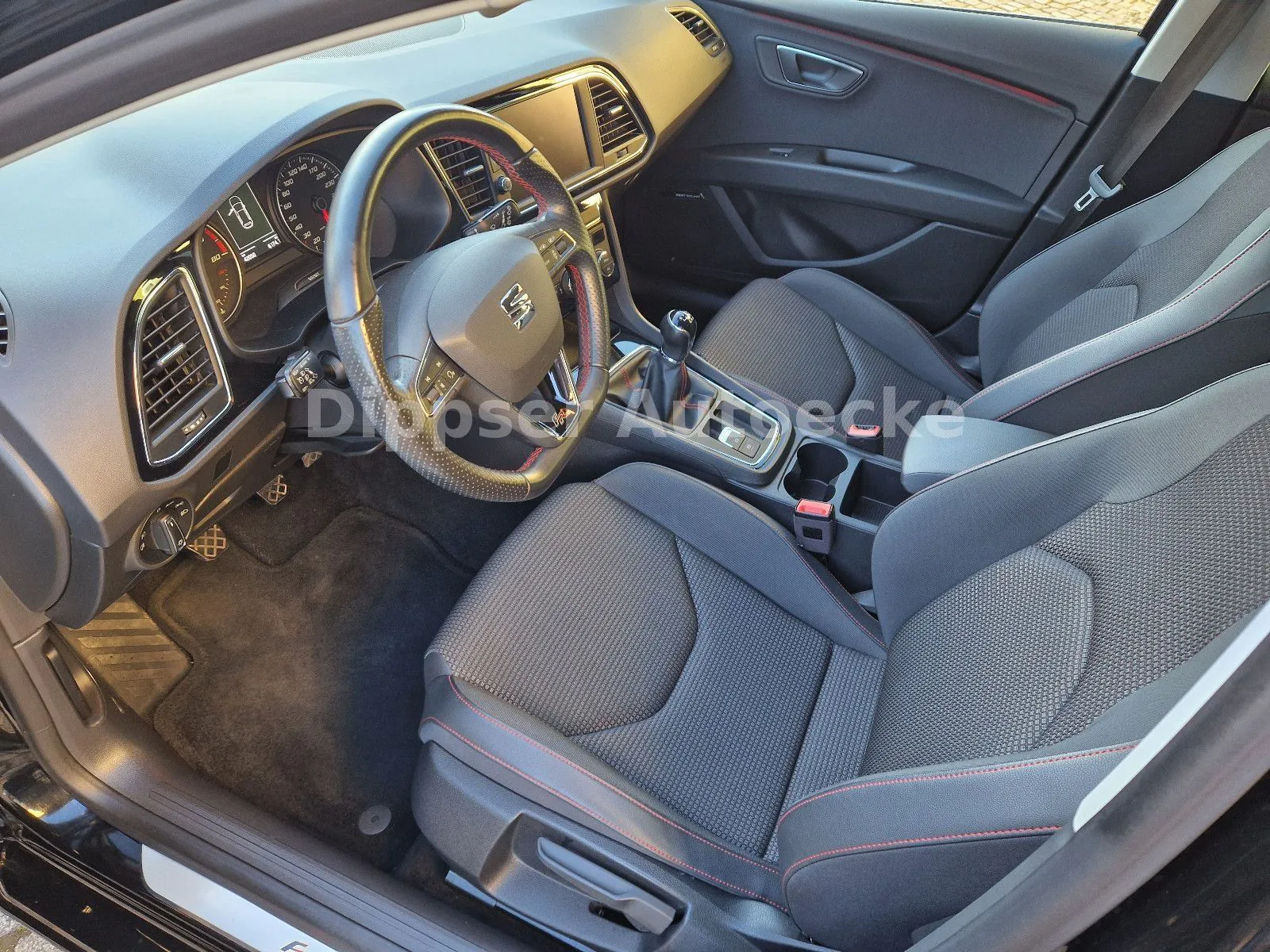 Fahrzeugabbildung SEAT Leon 