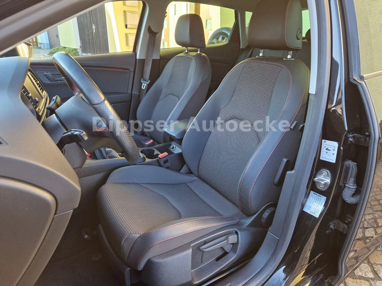 Fahrzeugabbildung SEAT Leon 