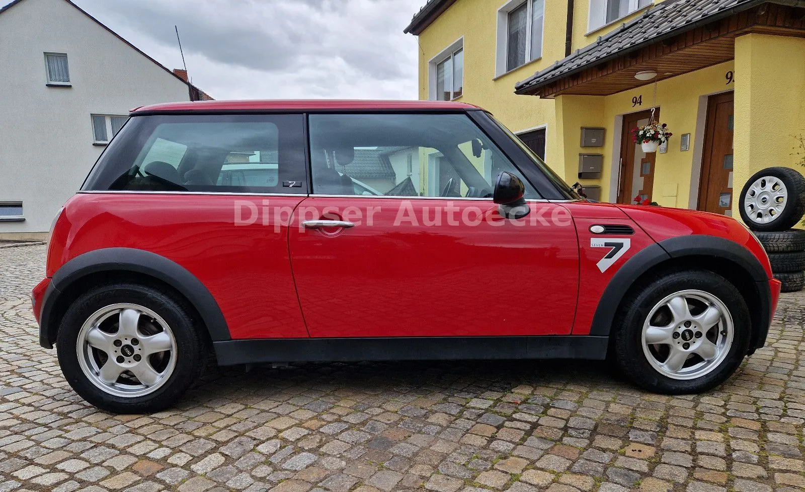 Fahrzeugabbildung MINI ONE Mini 