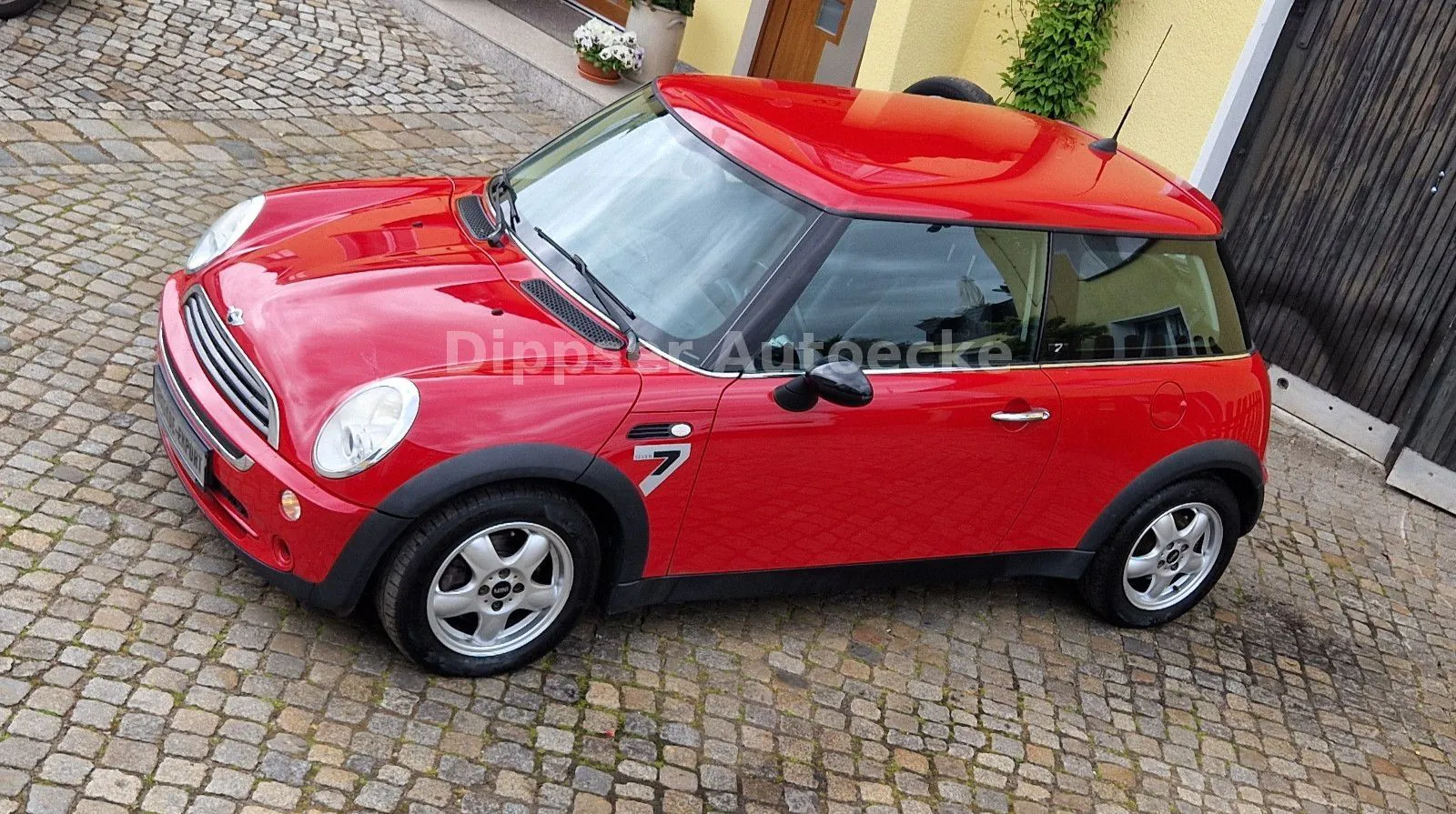 Fahrzeugabbildung MINI ONE Mini 