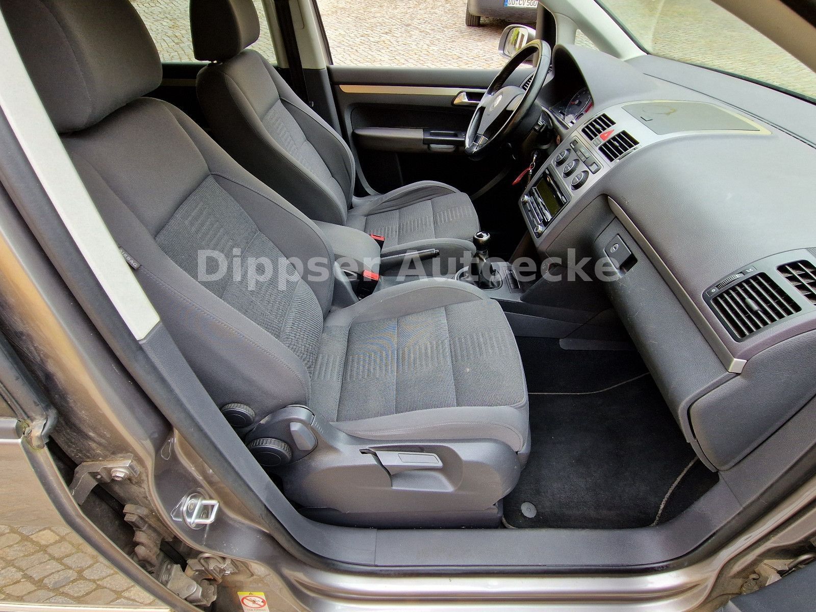 Fahrzeugabbildung Volkswagen Touran 