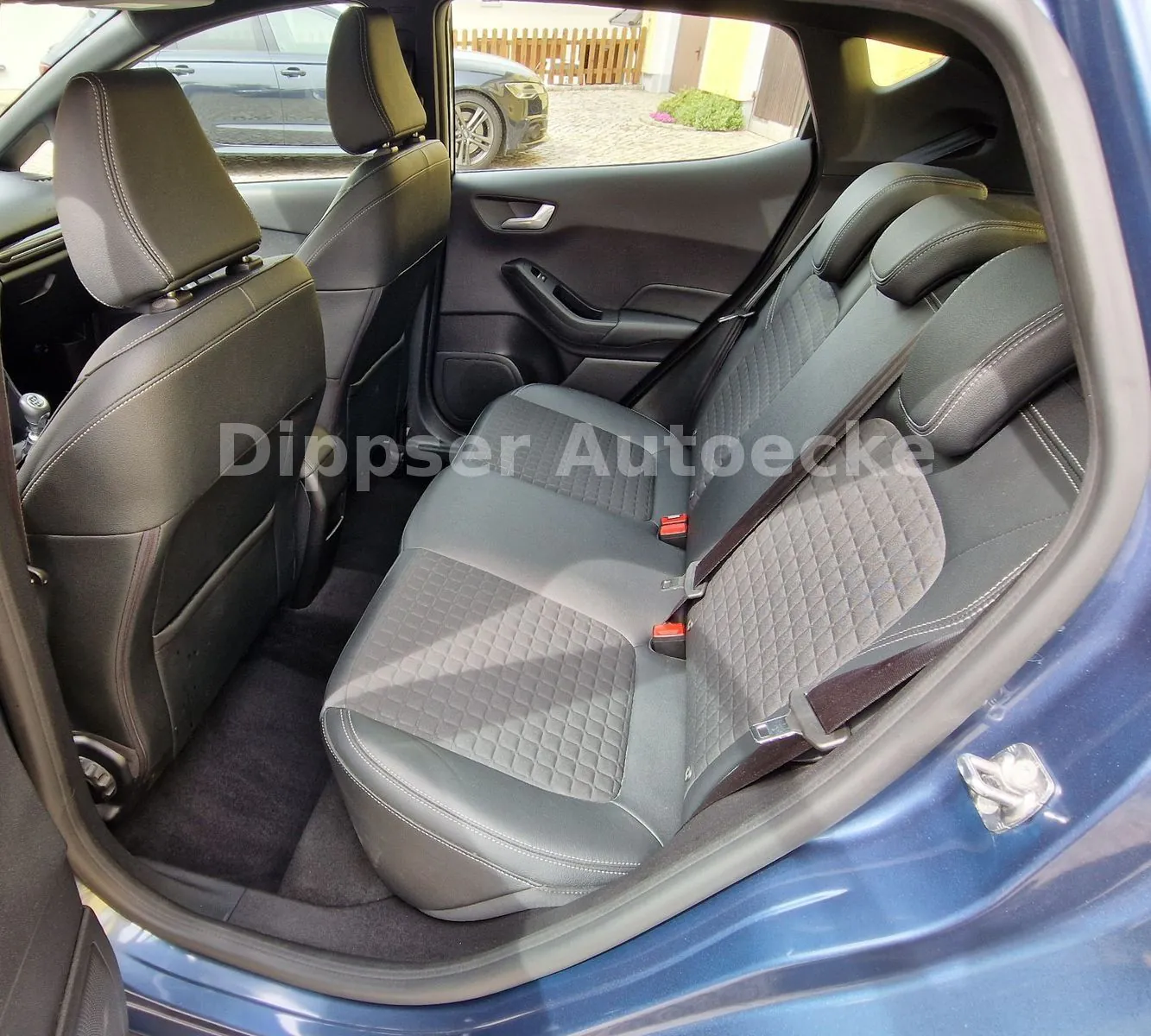 Fahrzeugabbildung Ford Fiesta 