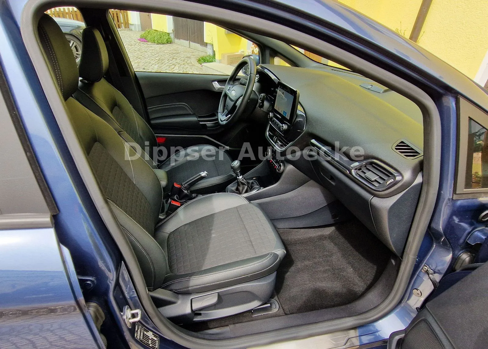 Fahrzeugabbildung Ford Fiesta 