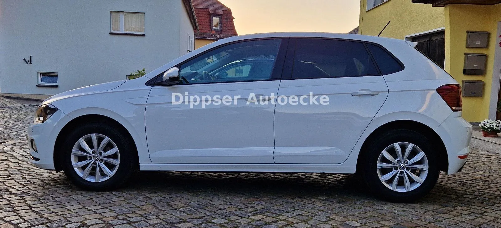Fahrzeugabbildung Volkswagen Polo VI 