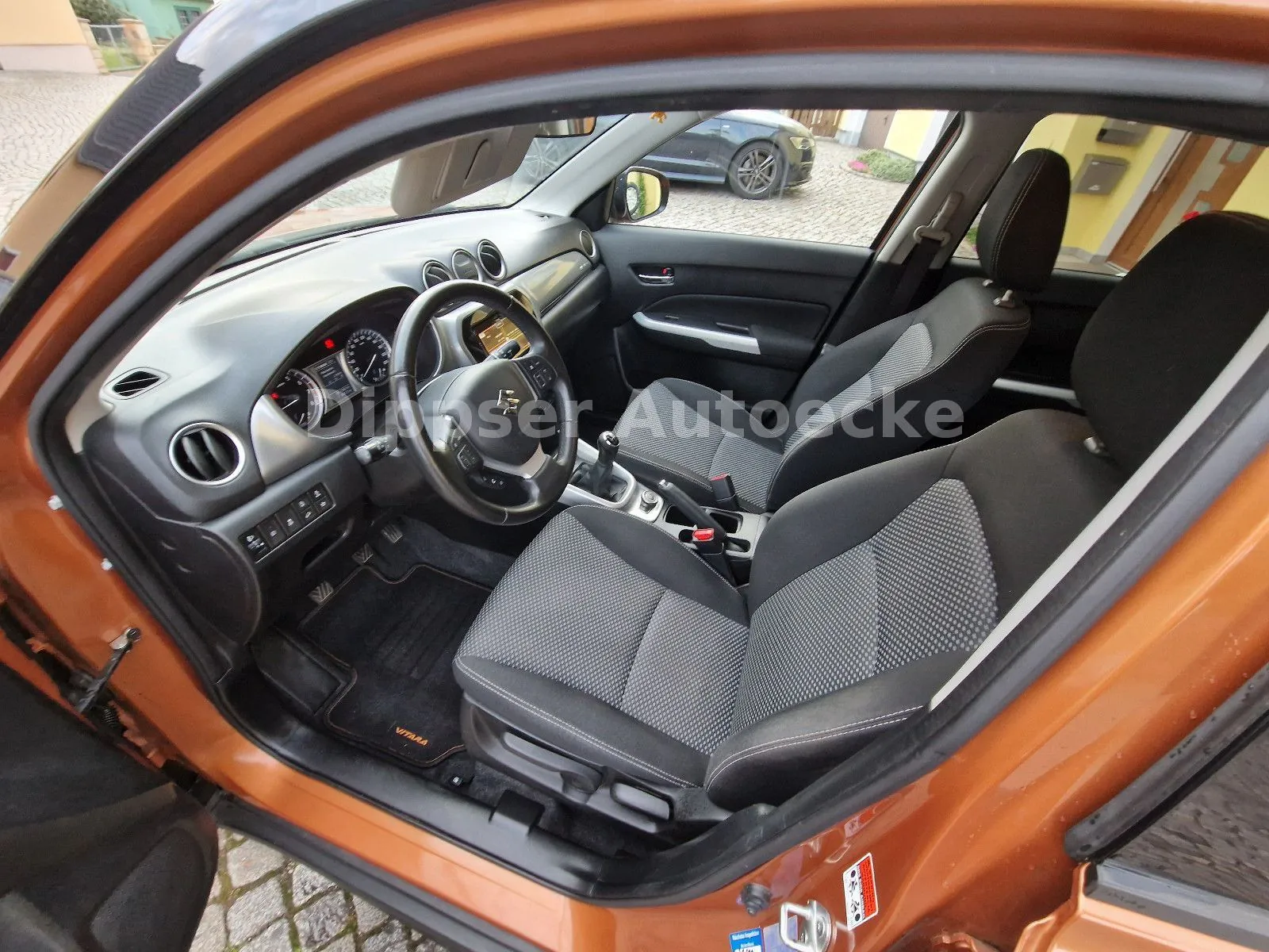 Fahrzeugabbildung Suzuki Vitara 1.6 