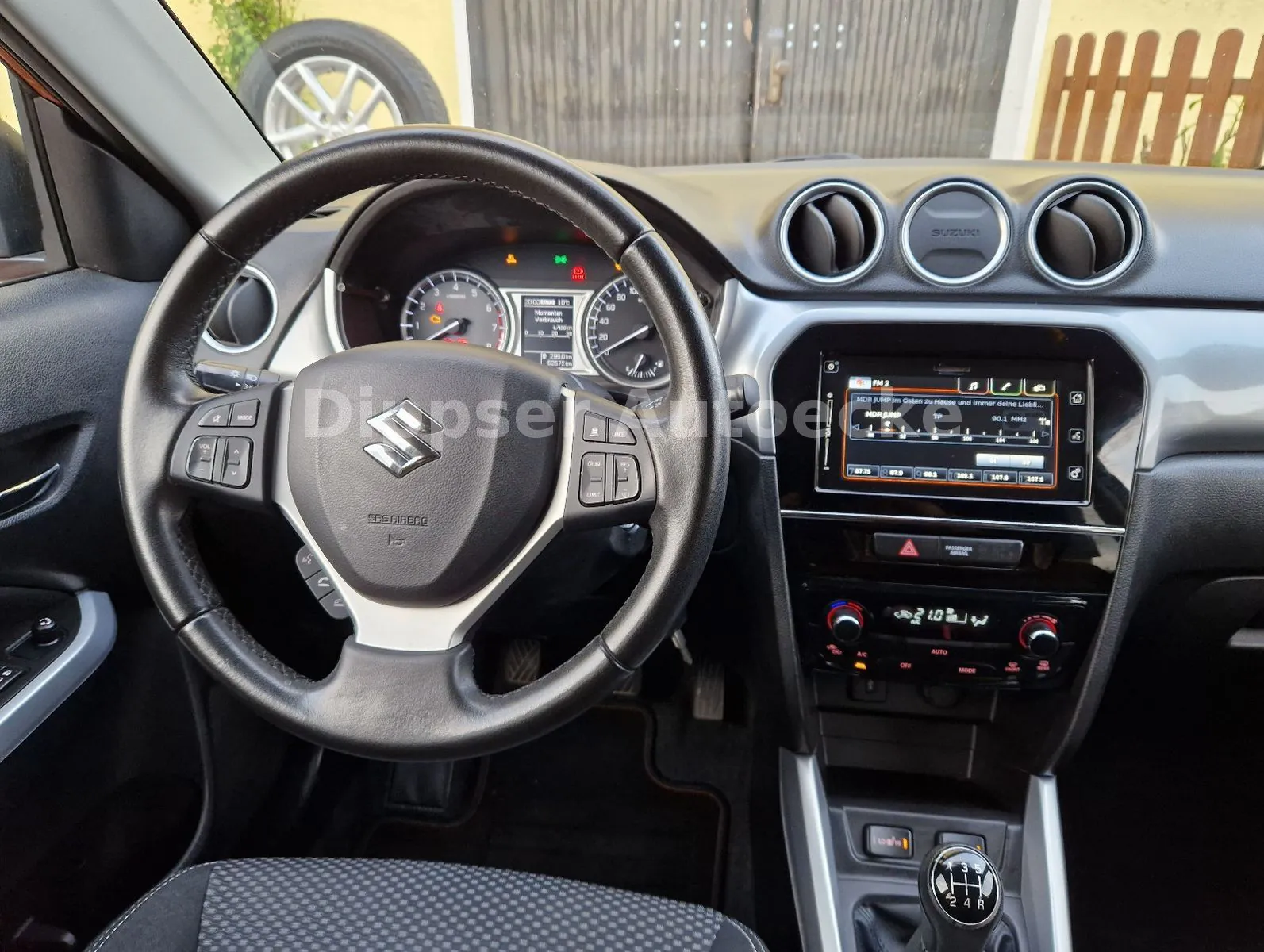 Fahrzeugabbildung Suzuki Vitara 1.6 
