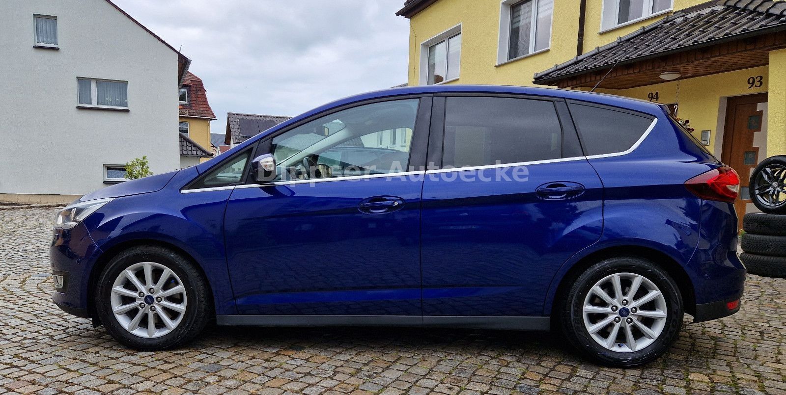 Fahrzeugabbildung Ford C-MAX 