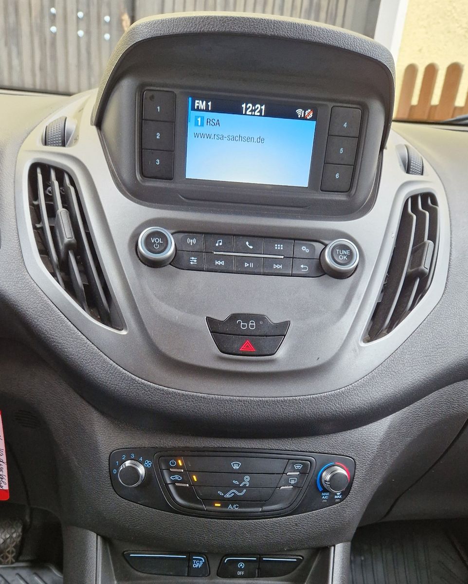 Fahrzeugabbildung Ford Transit Courier Trend