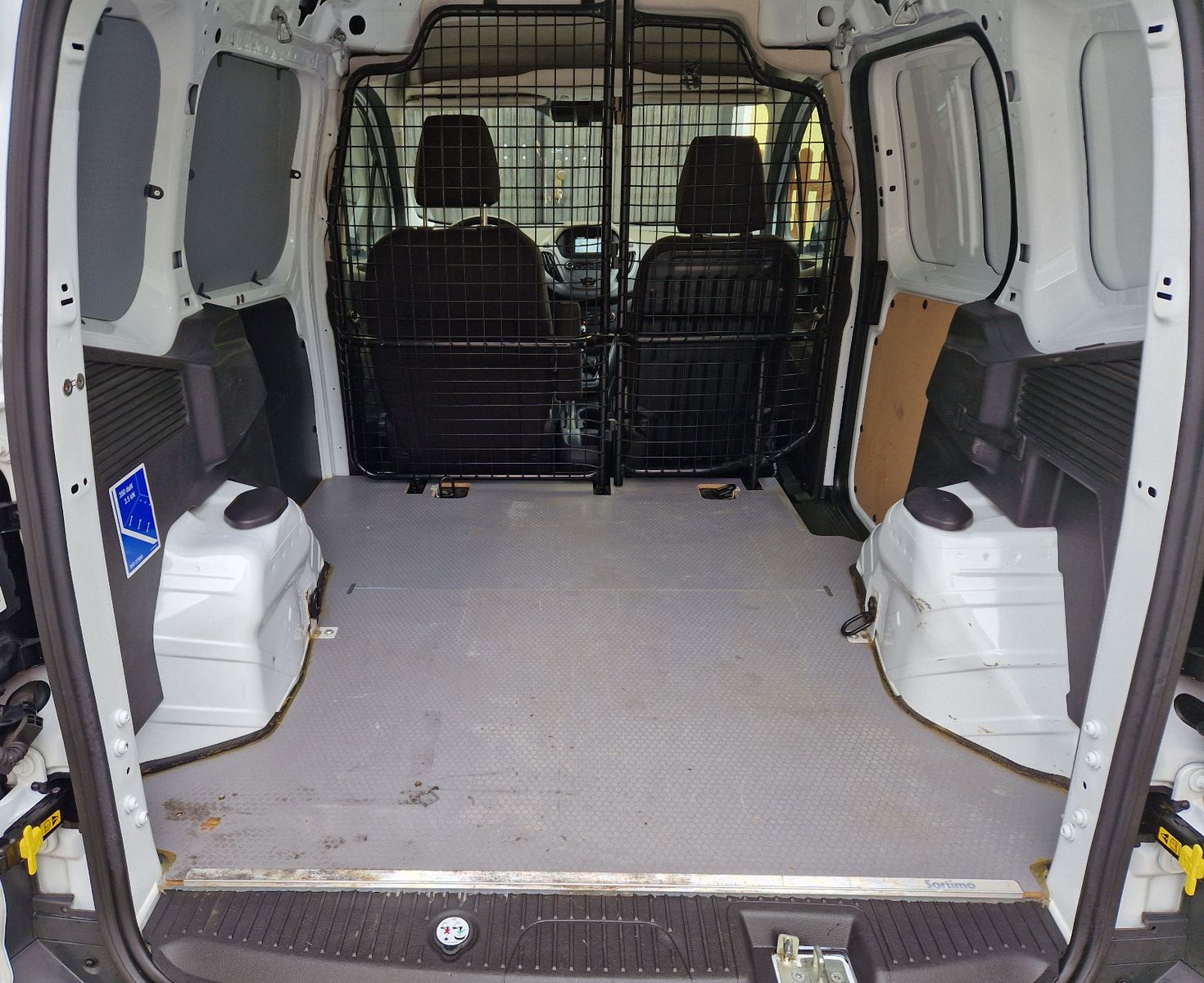 Fahrzeugabbildung Ford Transit Courier Trend