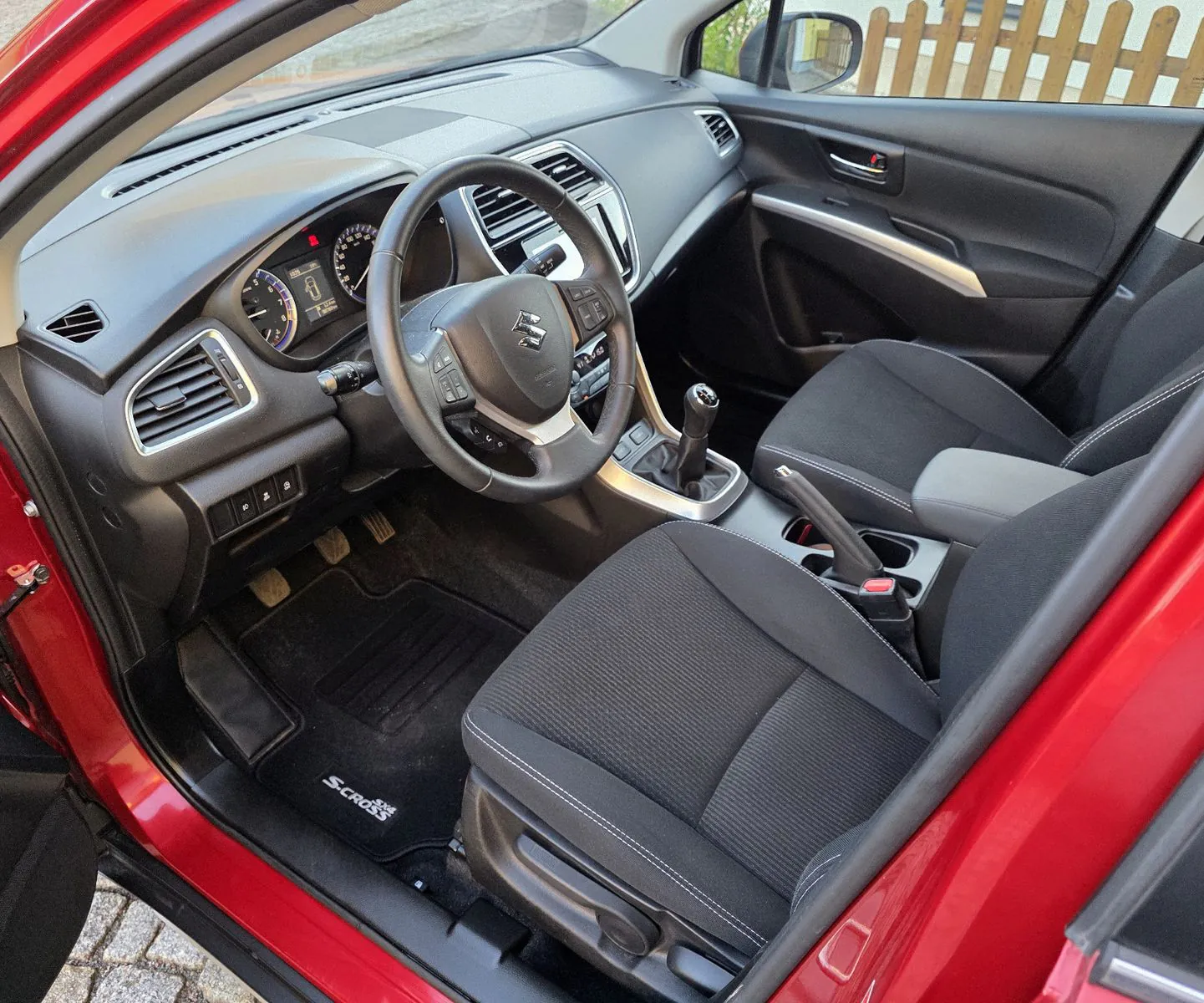 Fahrzeugabbildung Suzuki SX4 S-Cross 