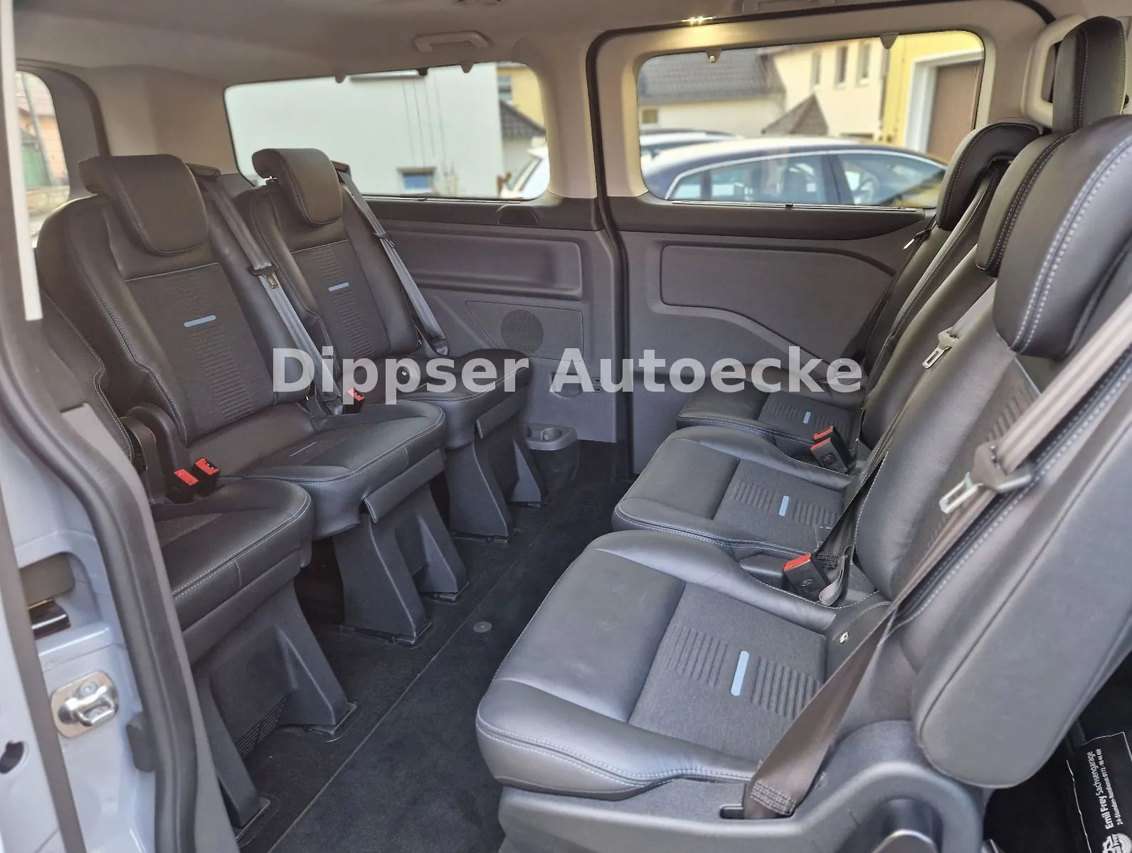 Fahrzeugabbildung Ford Tourneo Custom 