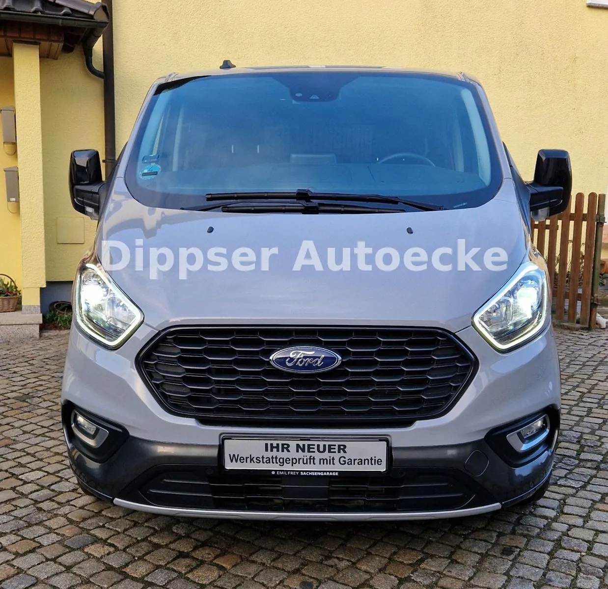 Fahrzeugabbildung Ford Tourneo Custom 