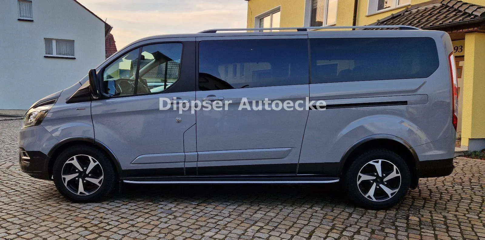 Fahrzeugabbildung Ford Tourneo Custom 