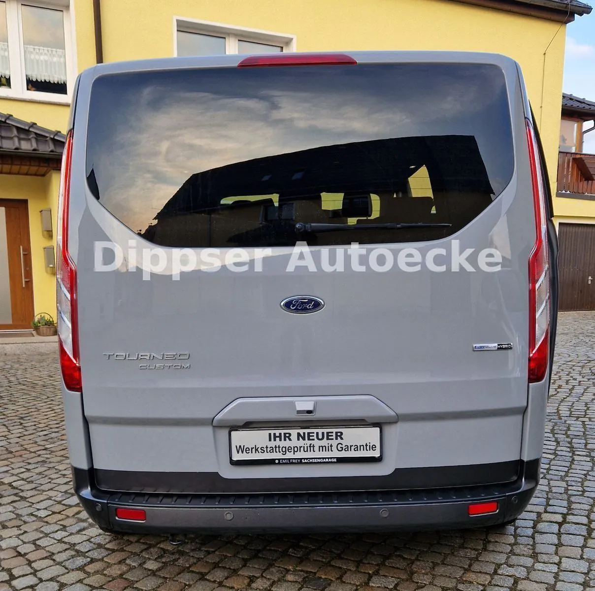 Fahrzeugabbildung Ford Tourneo Custom 