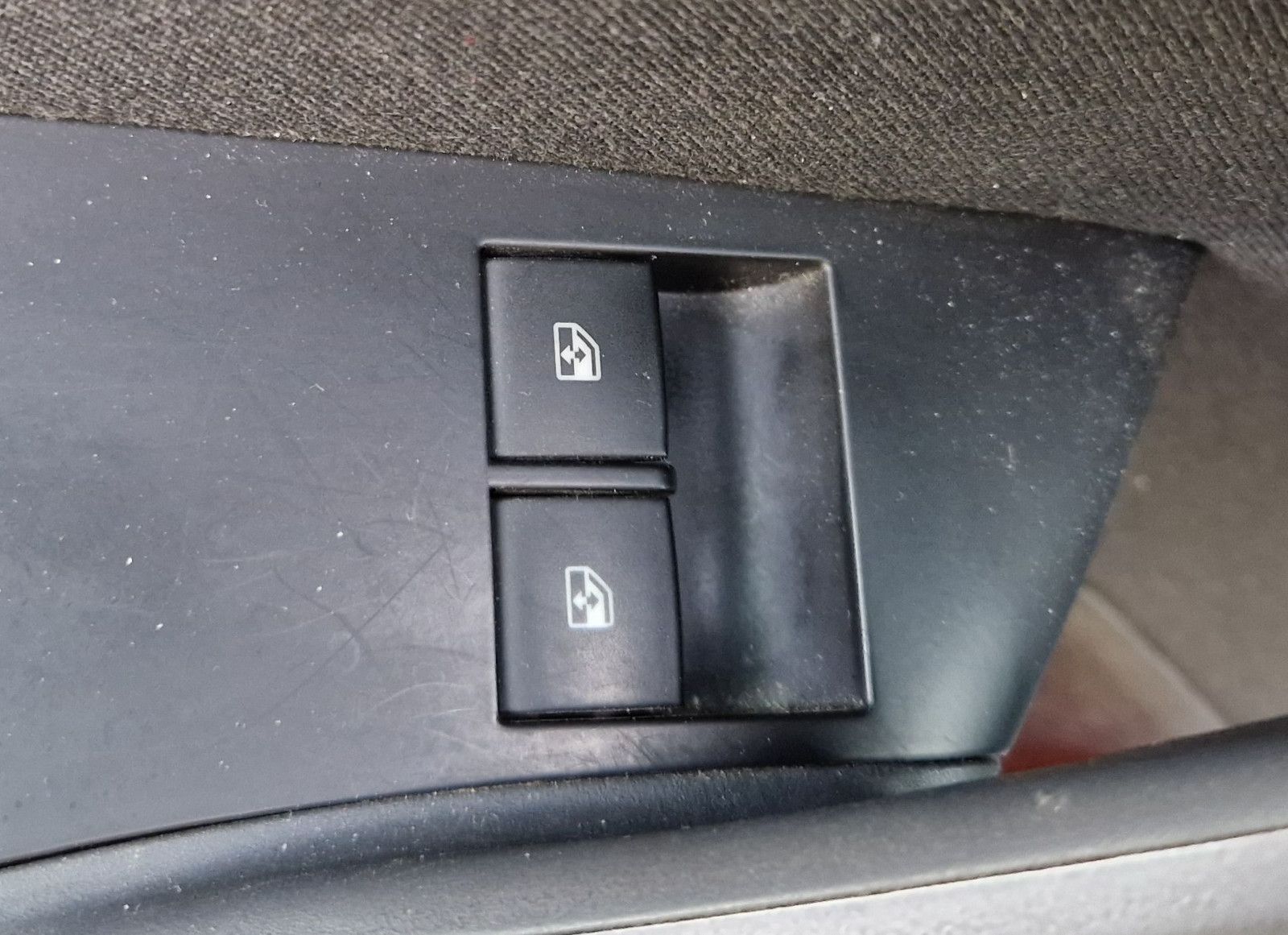 Fahrzeugabbildung Opel Astra J Sports Tourer 