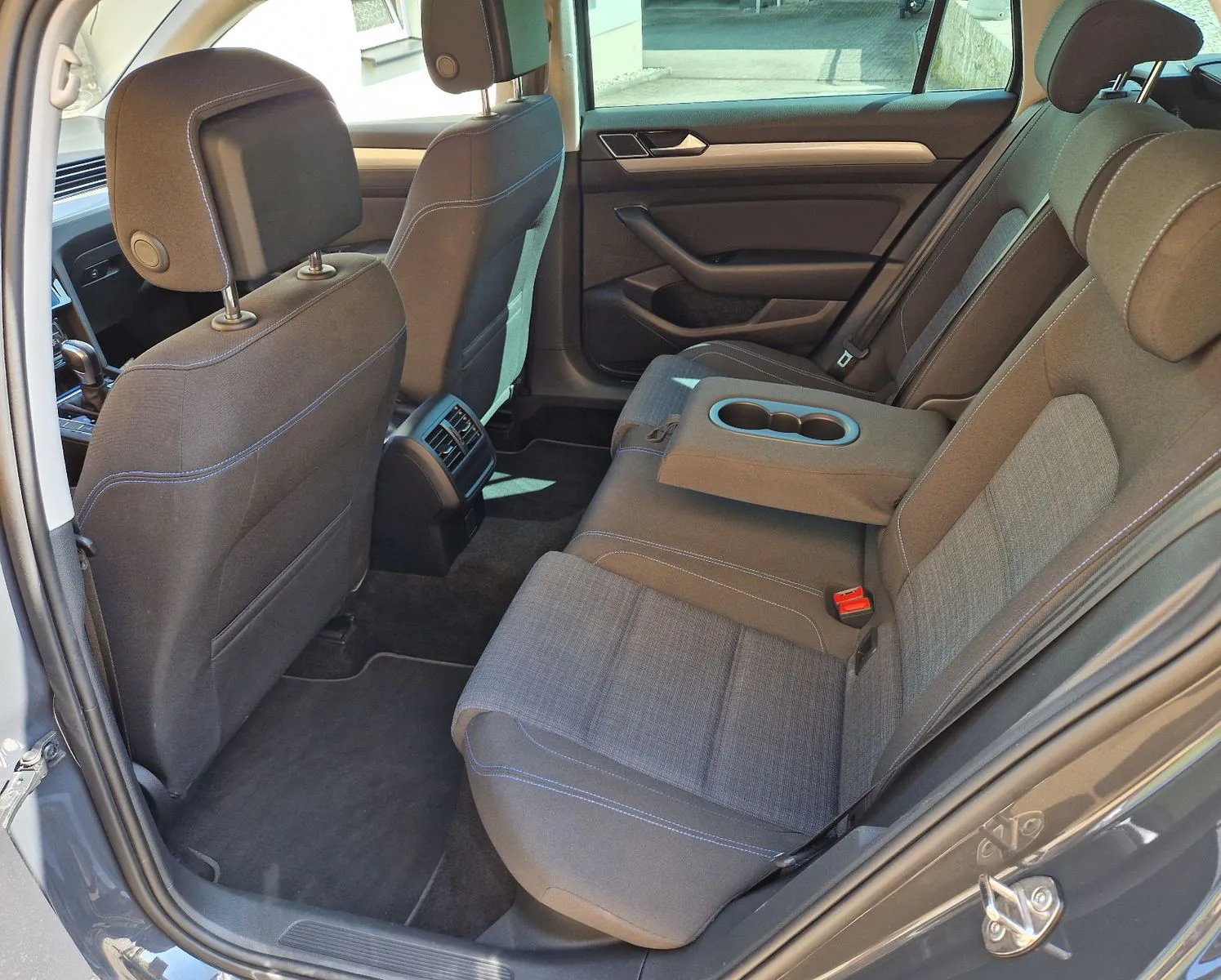 Fahrzeugabbildung Volkswagen Passat Variant 