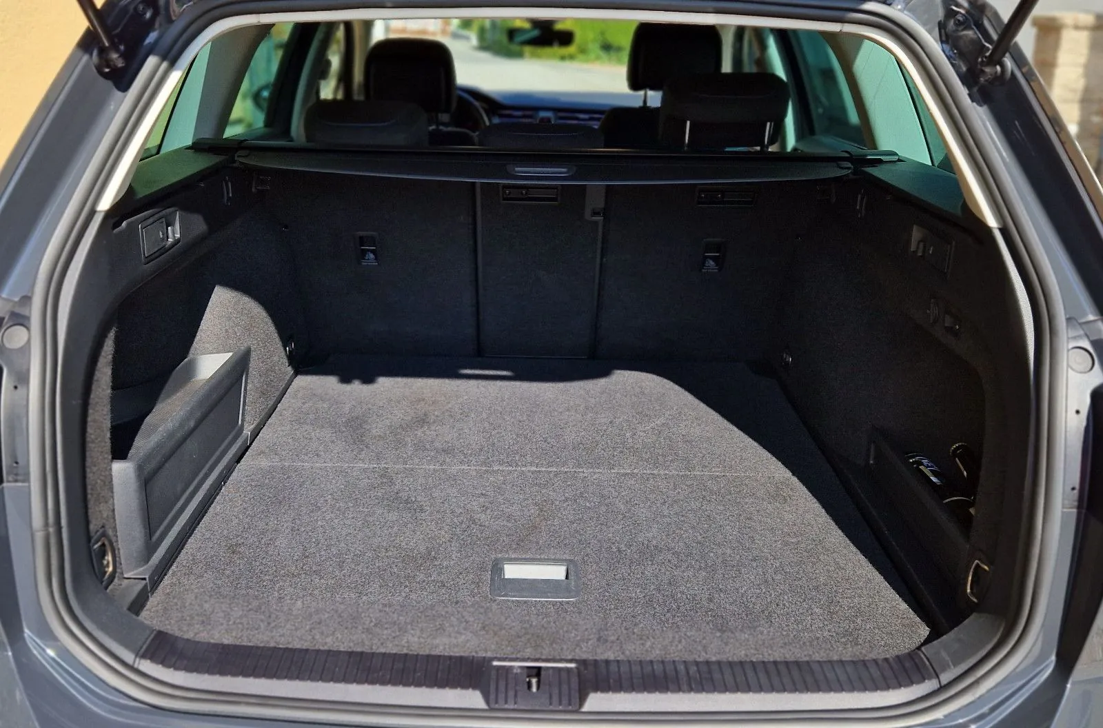 Fahrzeugabbildung Volkswagen Passat Variant 
