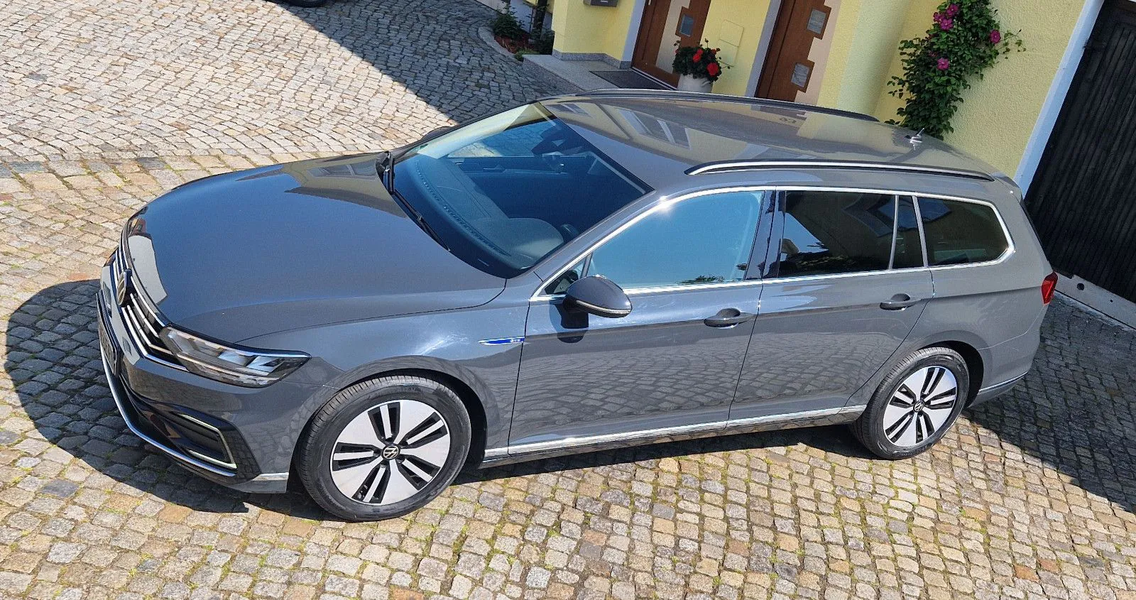 Fahrzeugabbildung Volkswagen Passat Variant 