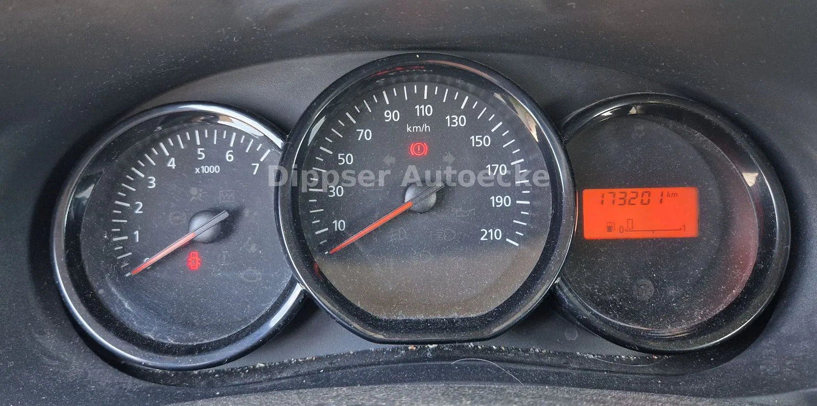Fahrzeugabbildung Dacia Dokker Ambiance_Klima_8 fach_AHZV starr