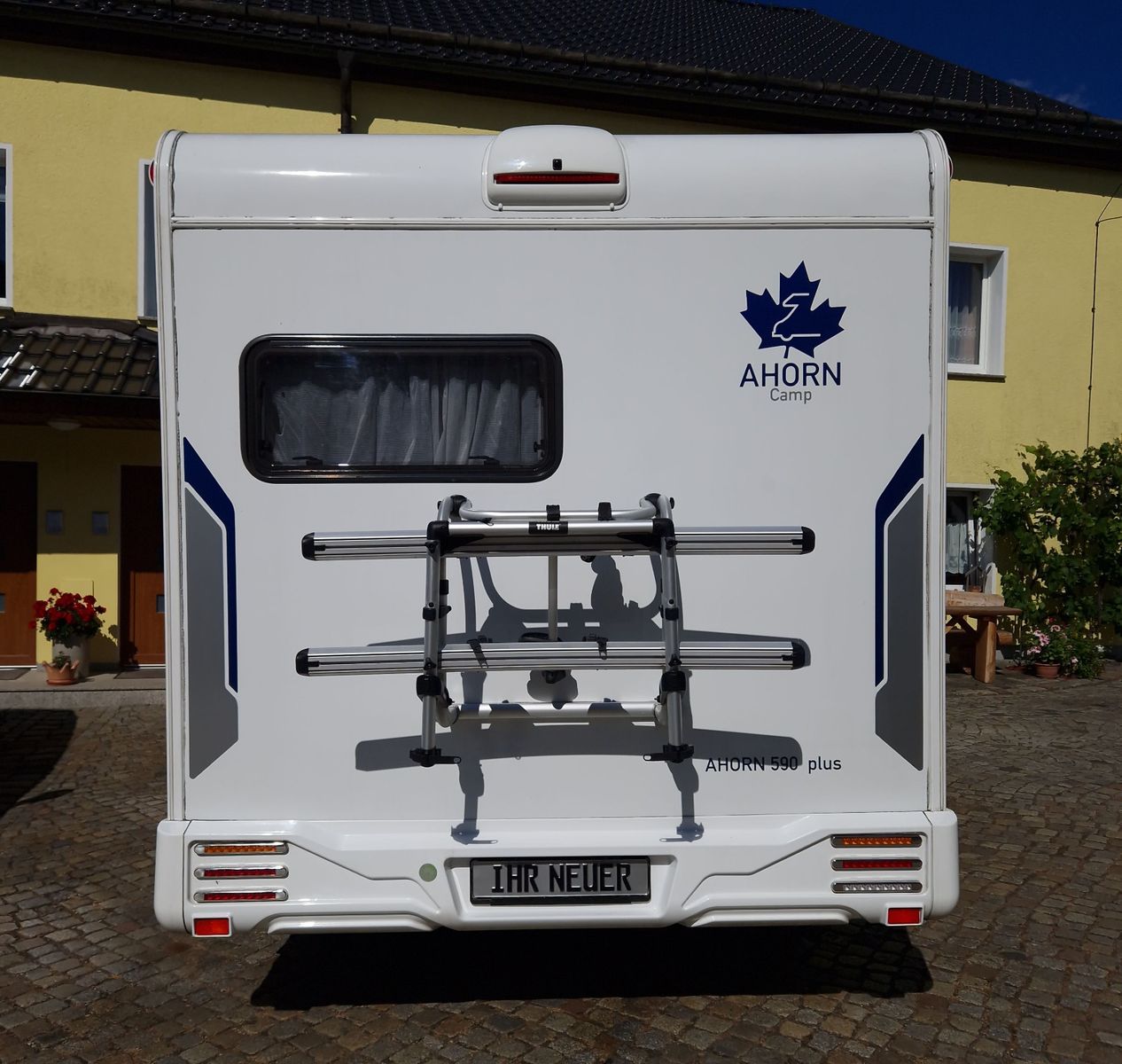 Fahrzeugabbildung Renault Ahorn 590+