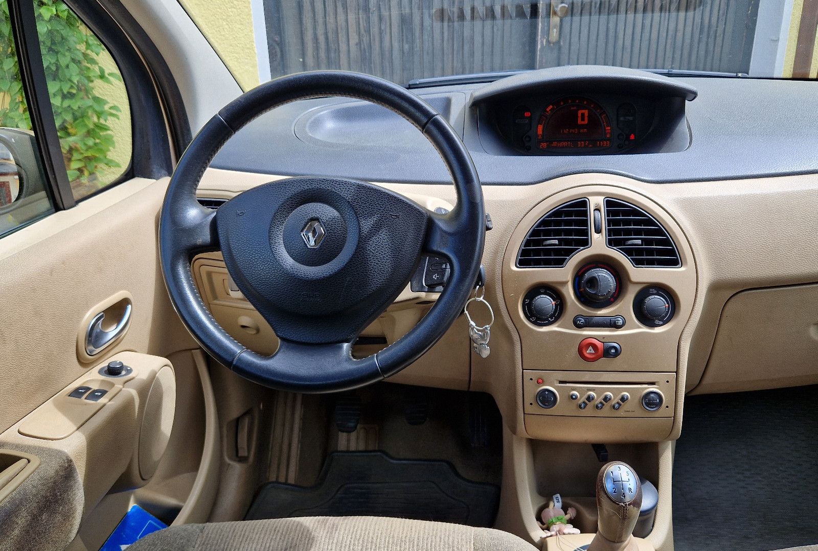Fahrzeugabbildung Renault Modus Privilege_Klima_Allwetter...