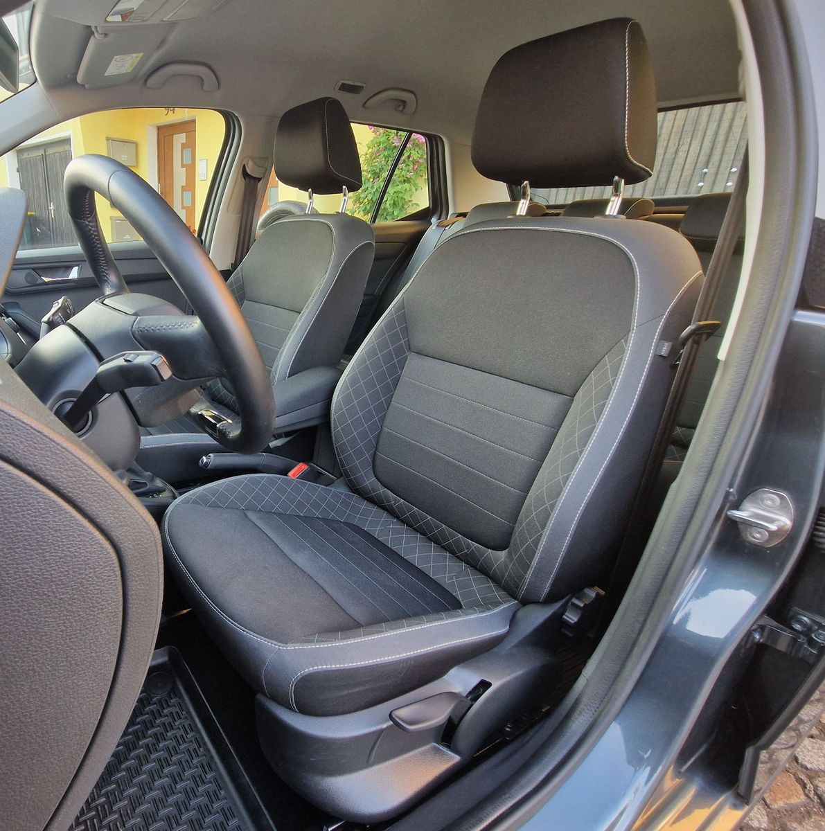 Fahrzeugabbildung SKODA Fabia 