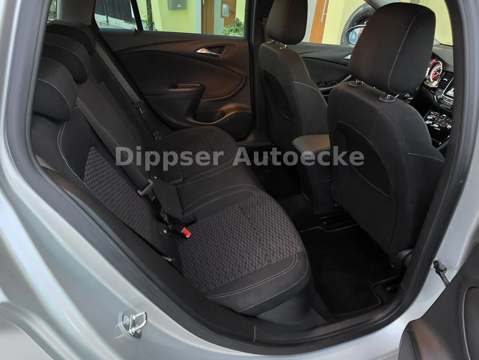 Fahrzeugabbildung Opel Astra K