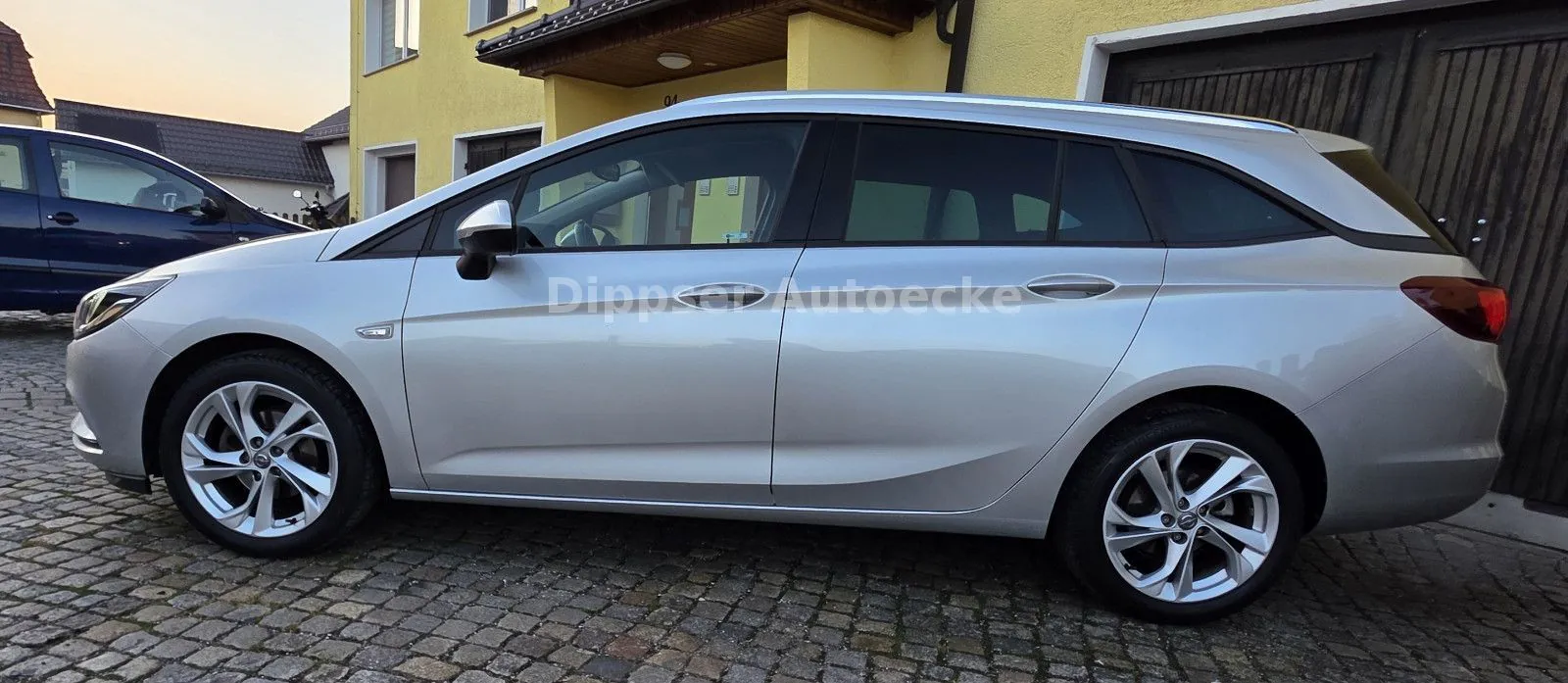 Fahrzeugabbildung Opel Astra K 