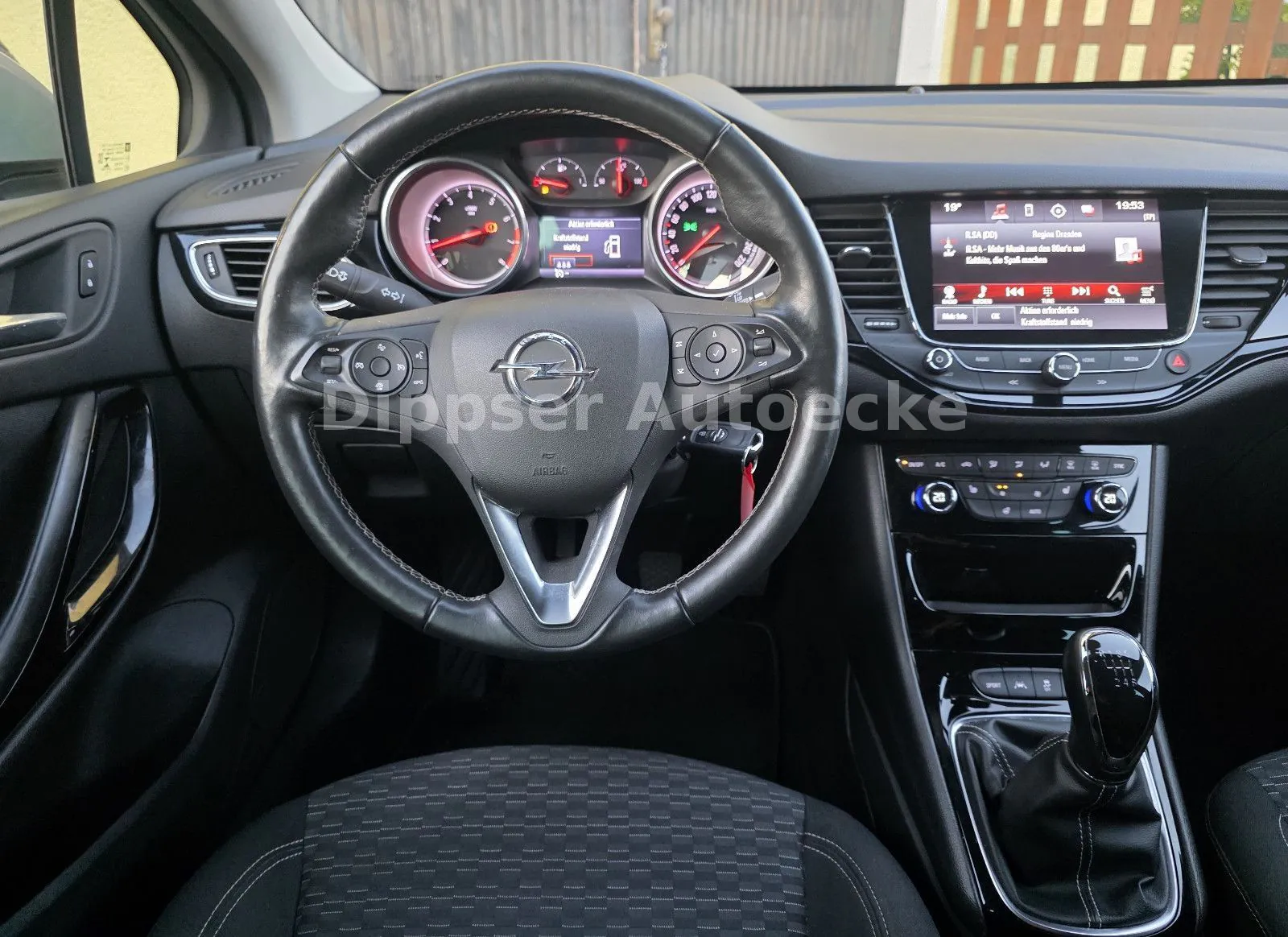 Fahrzeugabbildung Opel Astra K 