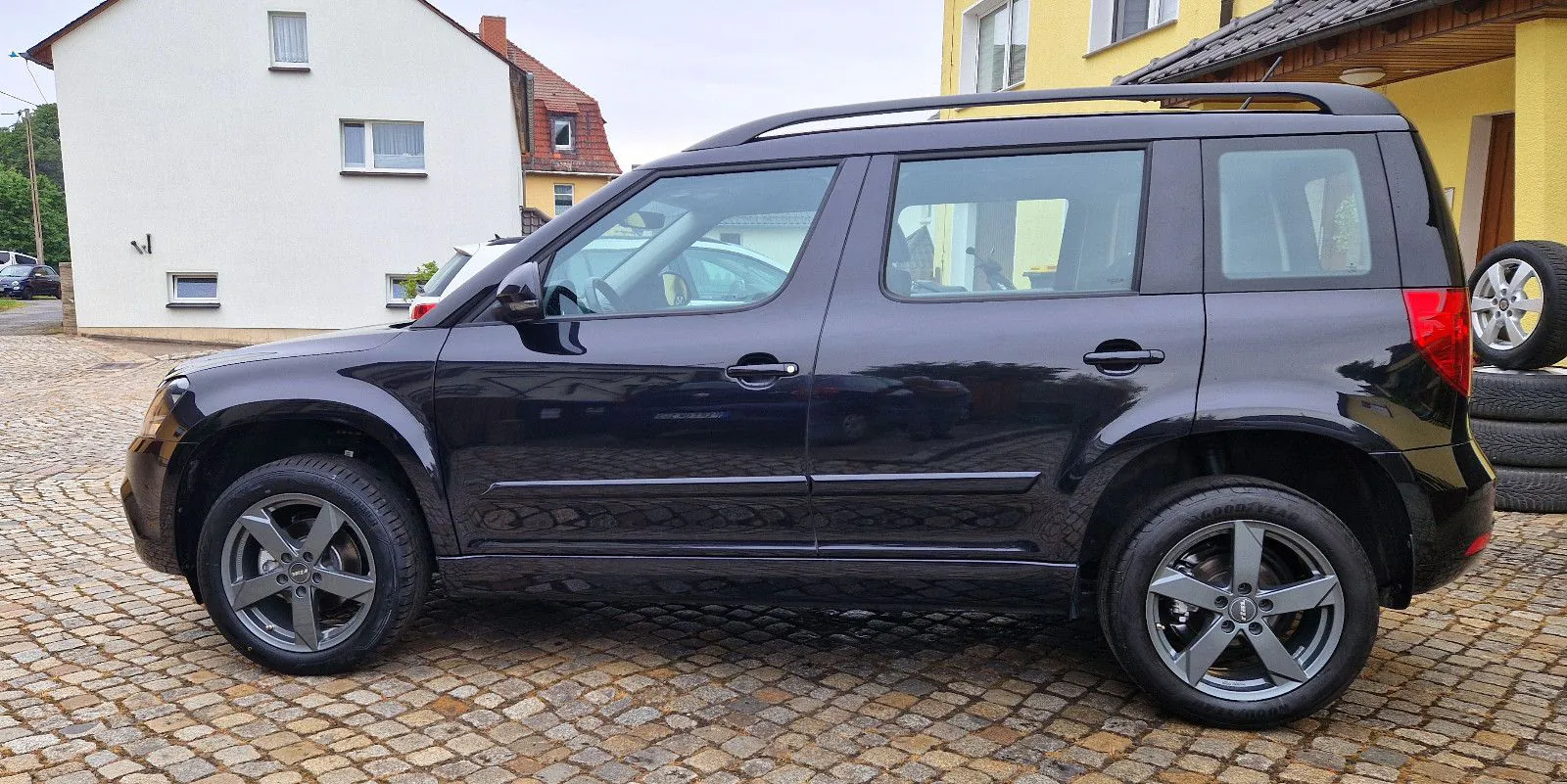 Fahrzeugabbildung SKODA Yeti 