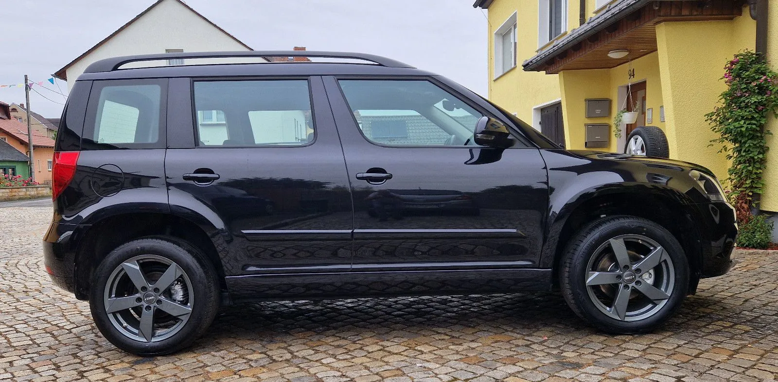 Fahrzeugabbildung SKODA Yeti 