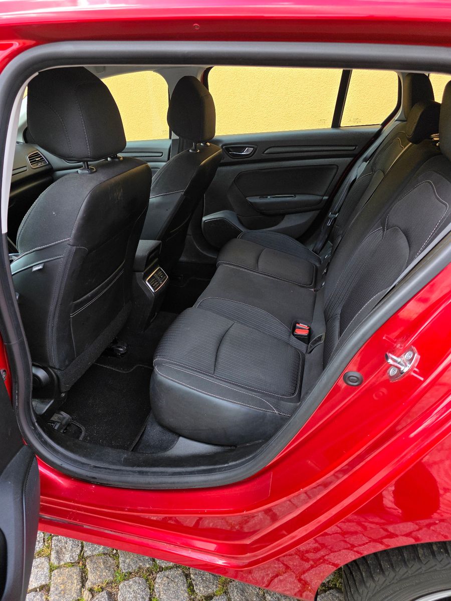 Fahrzeugabbildung Renault Megane IV 