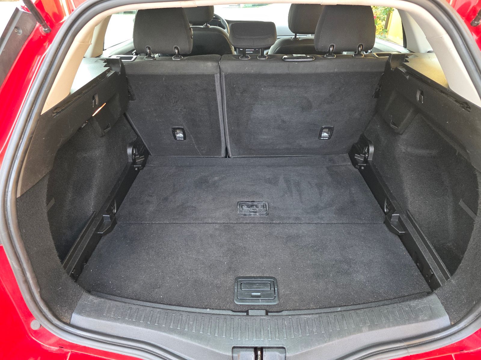 Fahrzeugabbildung Renault Megane IV 