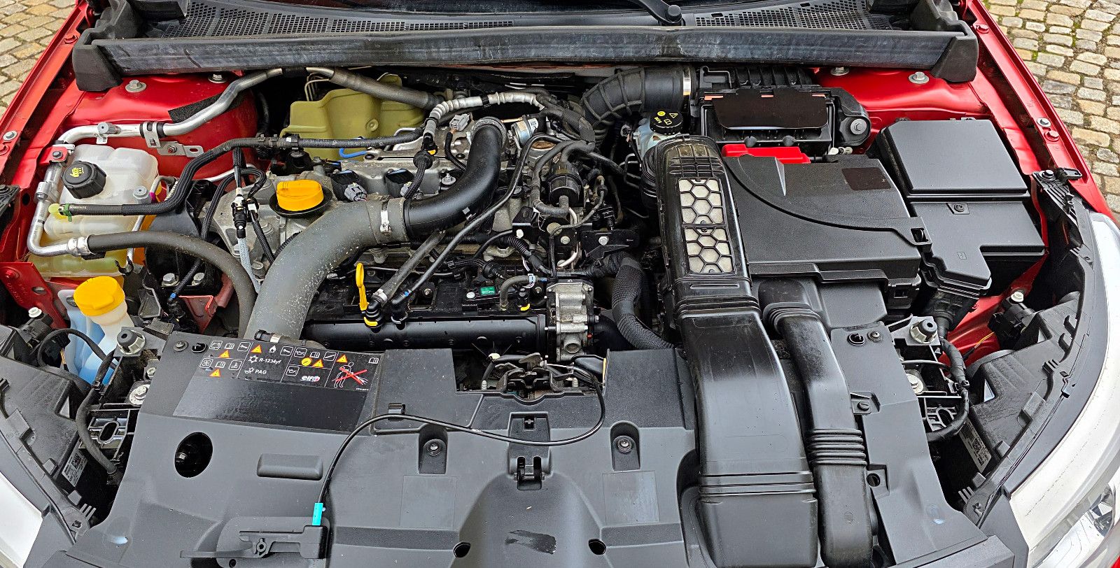 Fahrzeugabbildung Renault Megane IV 
