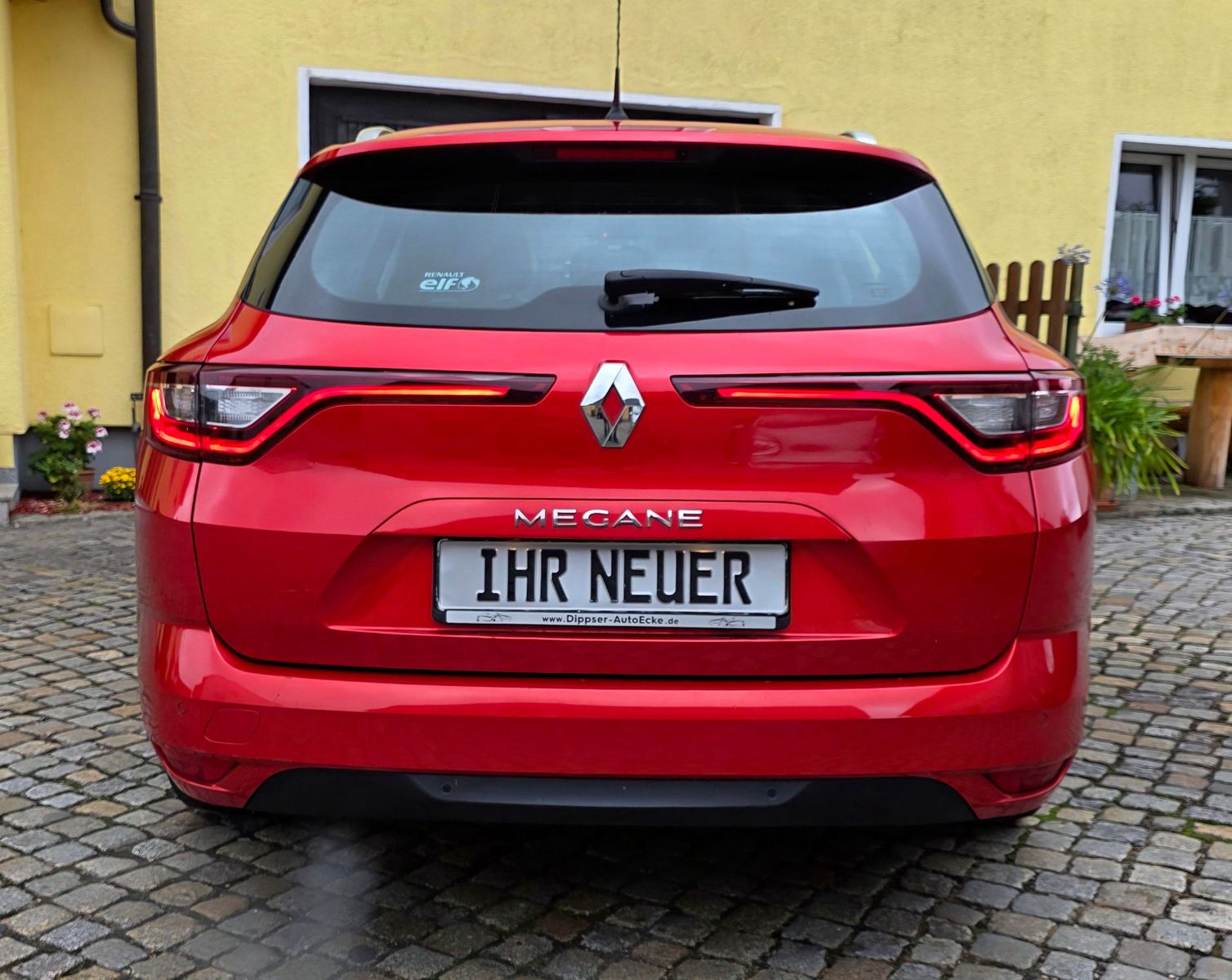 Fahrzeugabbildung Renault Megane IV 