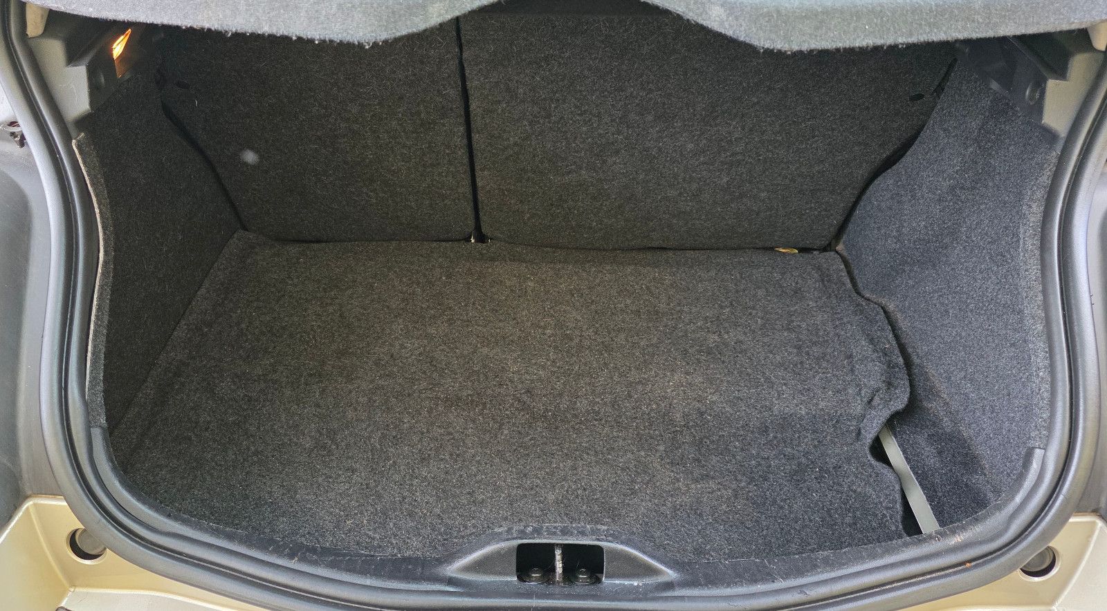 Fahrzeugabbildung Renault Megane II,  5-trg. 