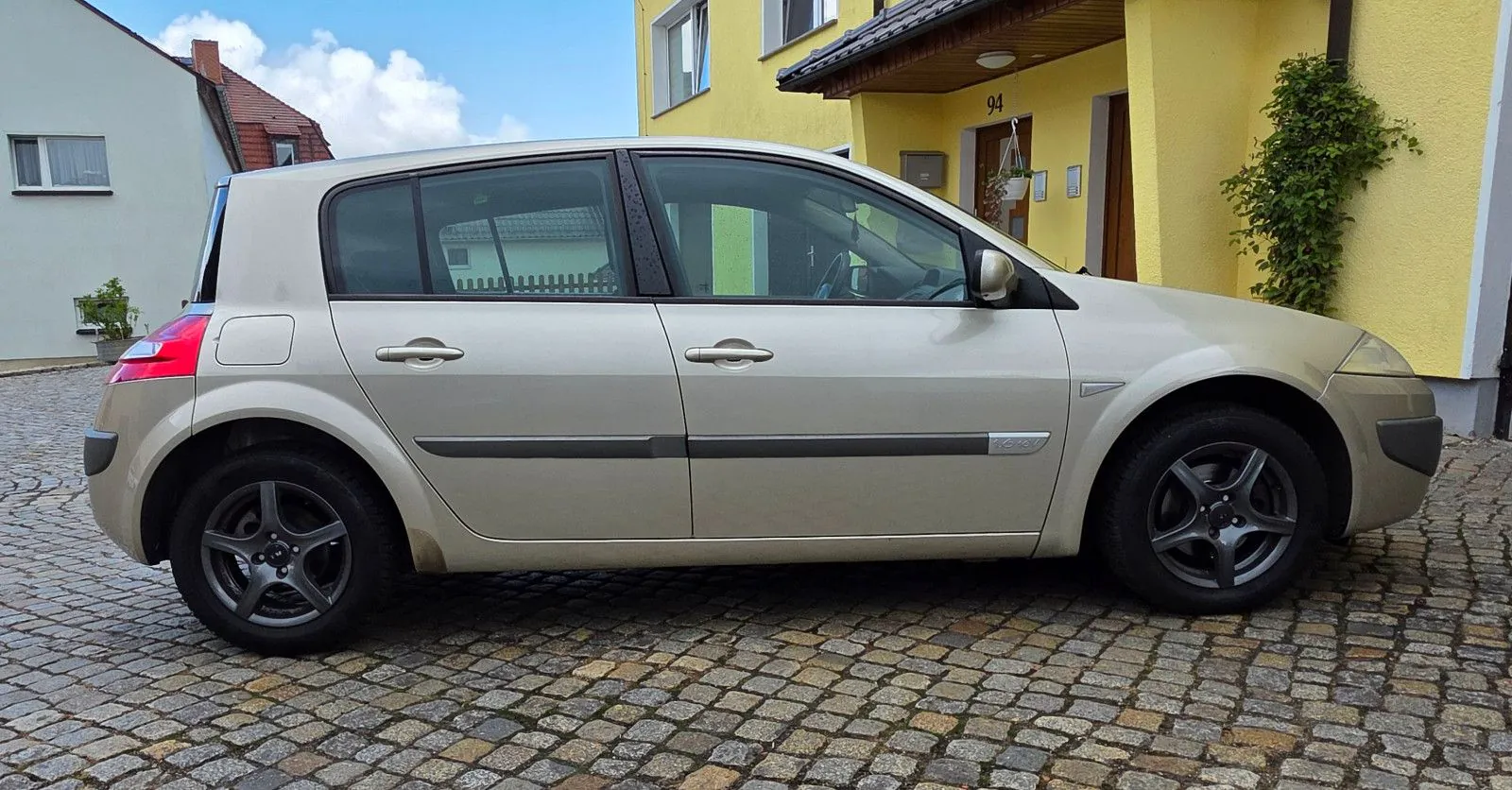 Fahrzeugabbildung Renault Megane II,  5-trg. 