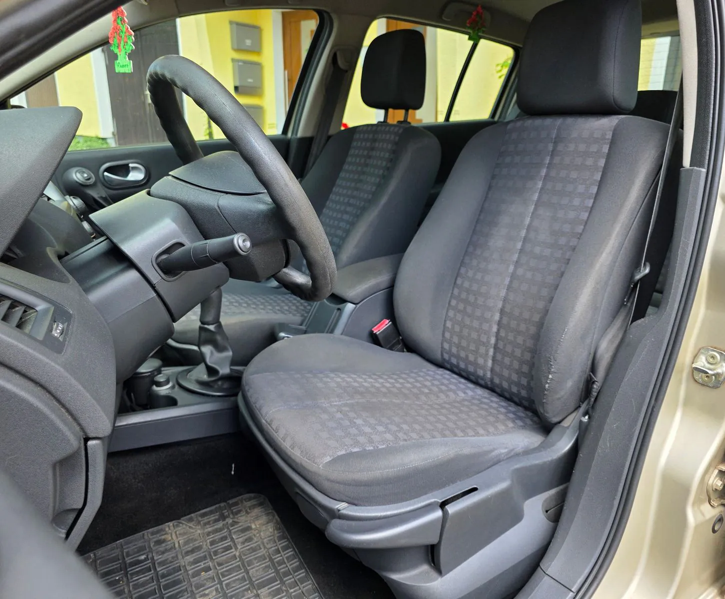 Fahrzeugabbildung Renault Megane II,  5-trg. 