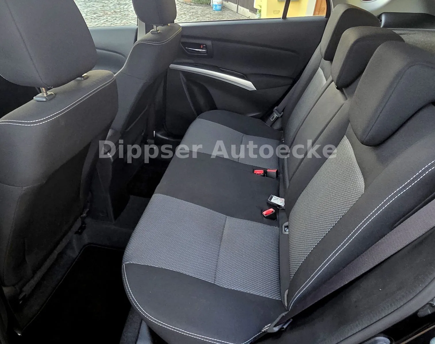 Fahrzeugabbildung Suzuki SX4 S-Cross