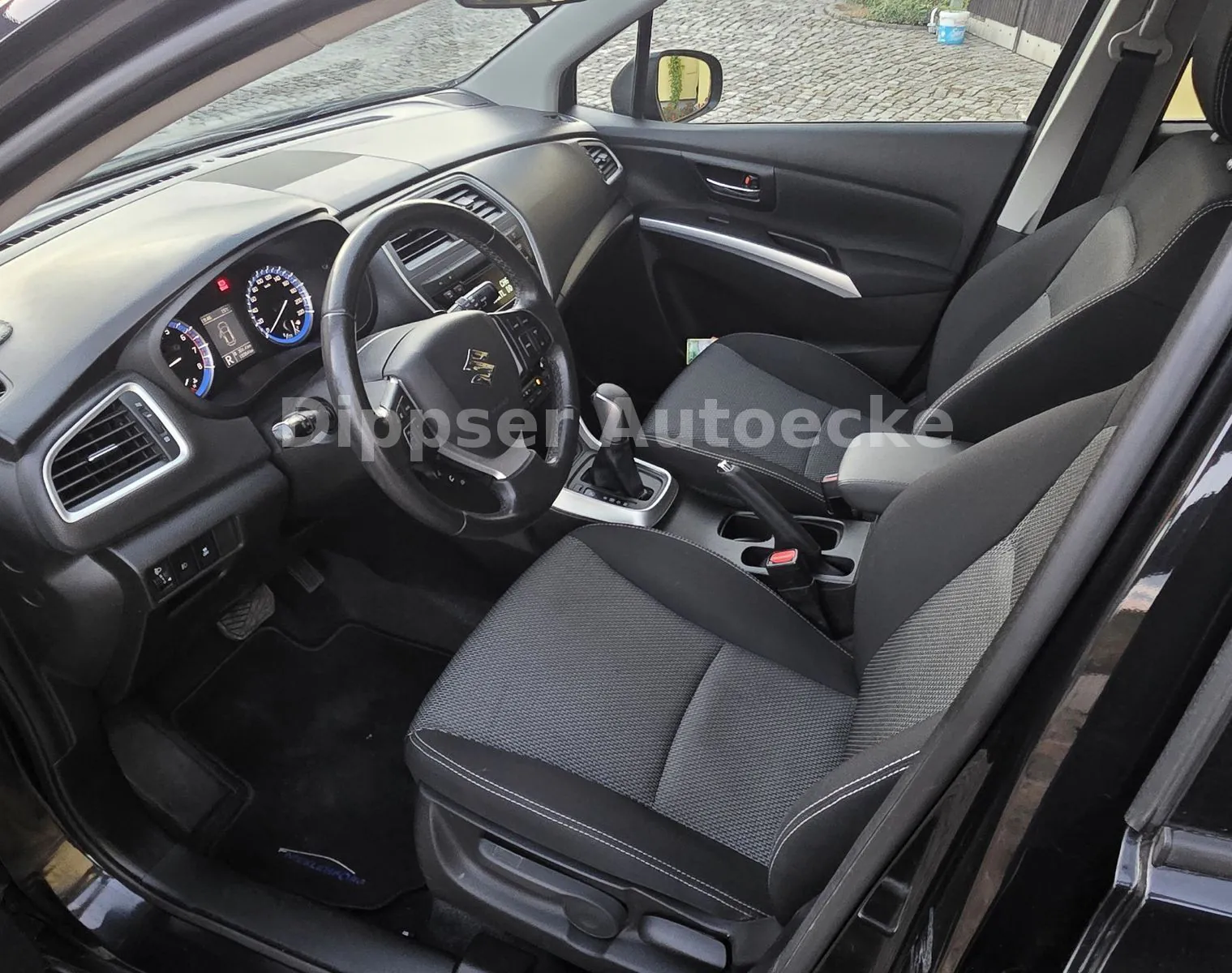 Fahrzeugabbildung Suzuki SX4 S-Cross 