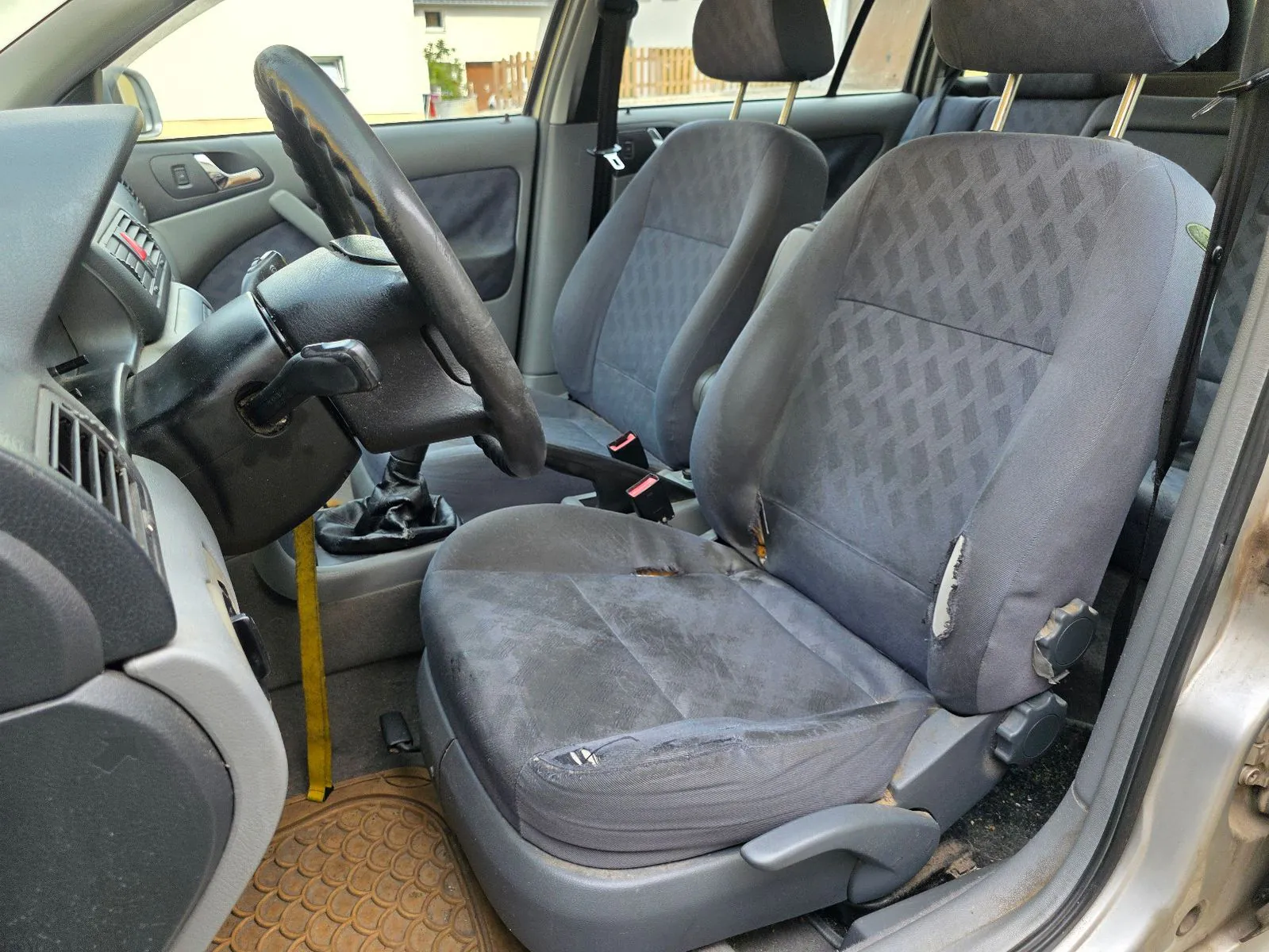 Fahrzeugabbildung SKODA Octavia Combi_Climatronic_8 fach bereift....