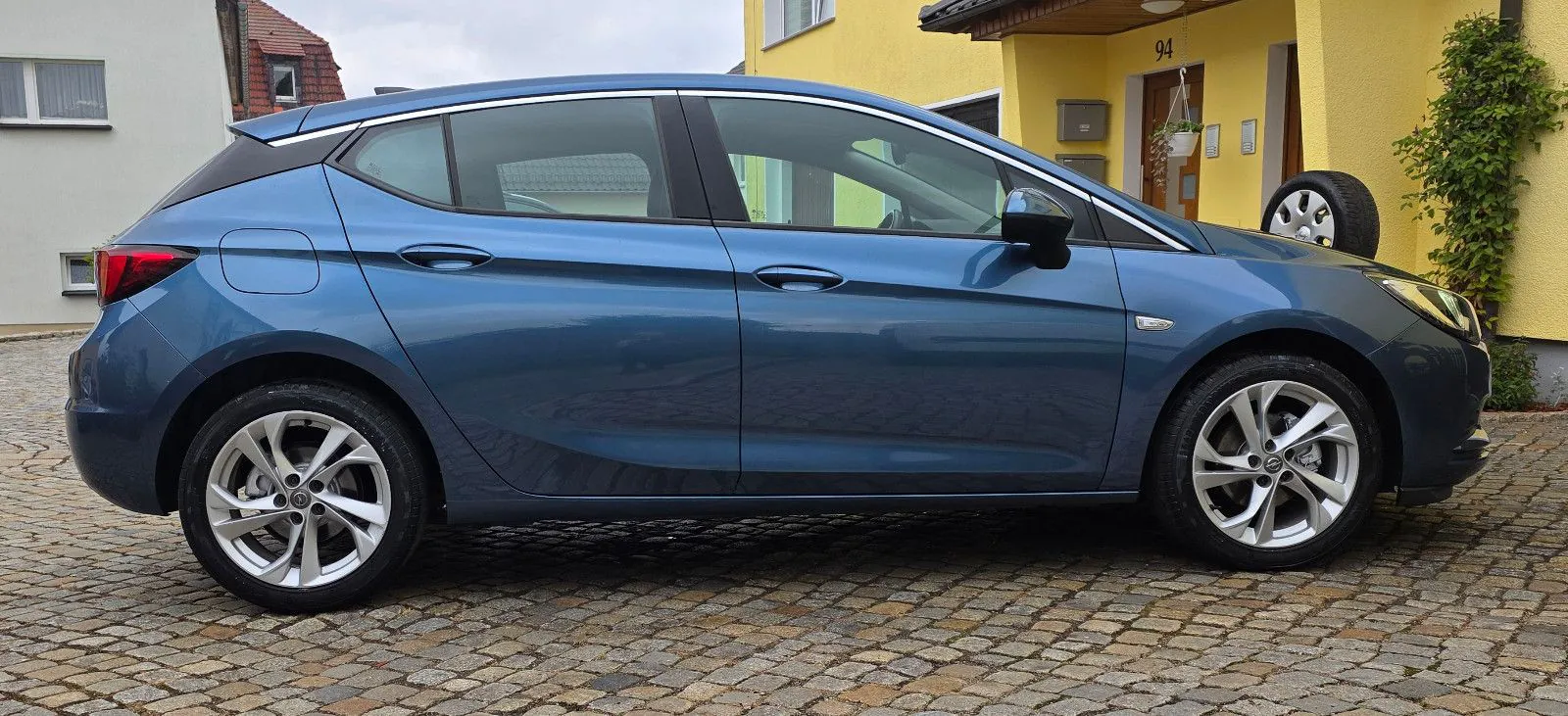 Fahrzeugabbildung Opel Astra K 5-trg. 