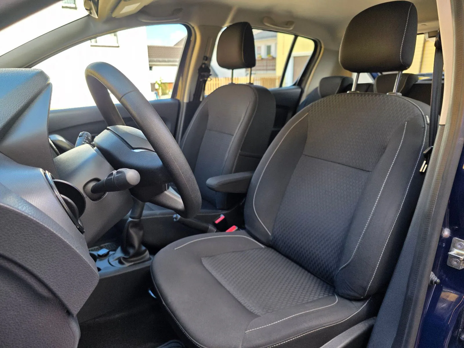 Fahrzeugabbildung Dacia Sandero II 